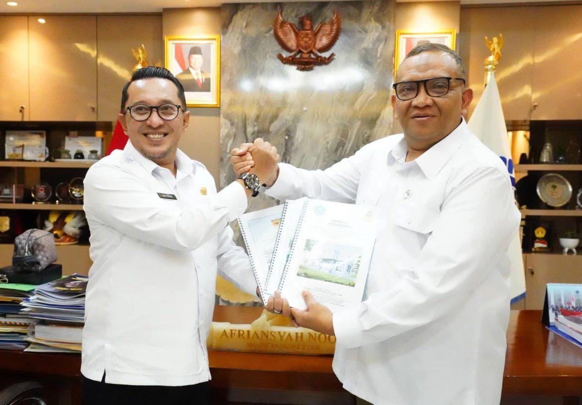 Bupati Tanah Datar Temui  Kemenaker RI Untuk Tenaga Kerja Mandiri Pemula (TKMP) dan Program Padat Karya