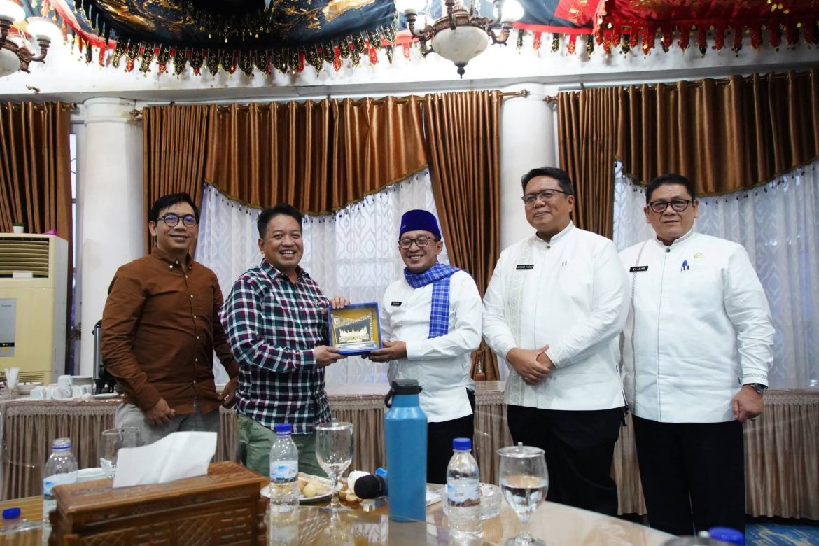 Wakil Kepala BPS RI :  Libatkan Mahasiswa  Melakukan Pendataan Pasca Bencana Di Tanah Datar