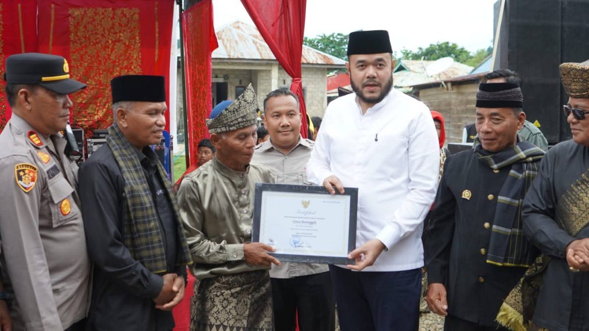 Wali Kota Padang Hadiri TradisiTradisi “Limau Barongge” Di Sungai Pisang Teluk Kabung