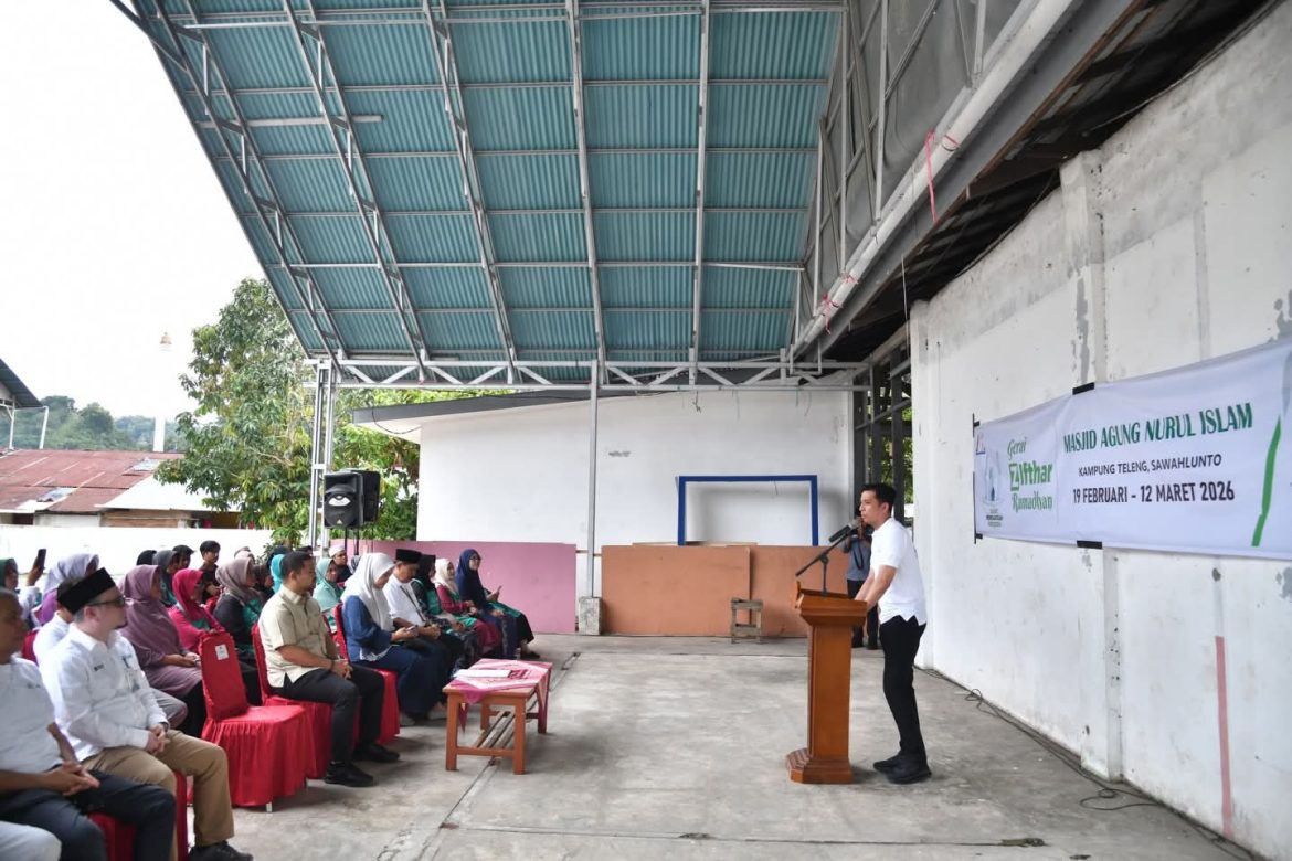 Wali Kota Sawahlunto Resmikan Program Gerai Z-Iftar Ramadhan UMKM di Stasiun Kampung Teleng