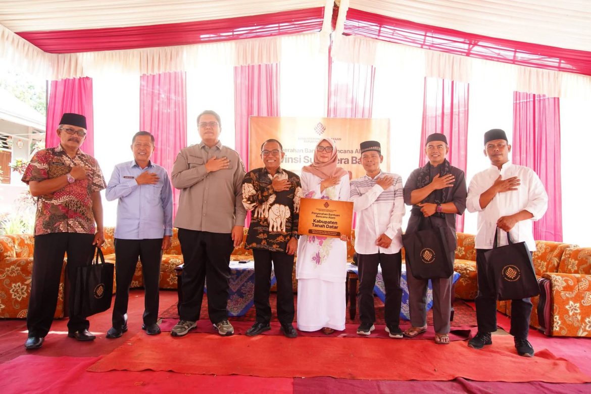 Kementerian Kebudayaan RI Salurkan Bantuan Untuk Korban Bencana di Batipuh Selatan