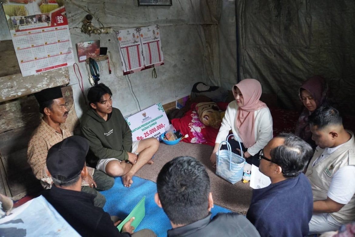 Warga Tanah Hitam Mainar Dapat Bantuan Perbaikan Rumah Sebesar Rp 25 Juta