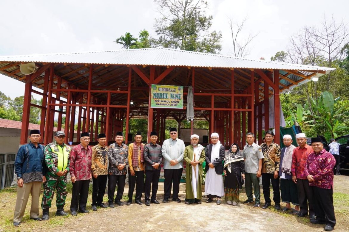 Wakil Bupati Tanah Datar Resmikan Mushalla Nurul Ilmi Di Kompleks PPTI Nurul Yaqin Nagari Batipuh Ateh