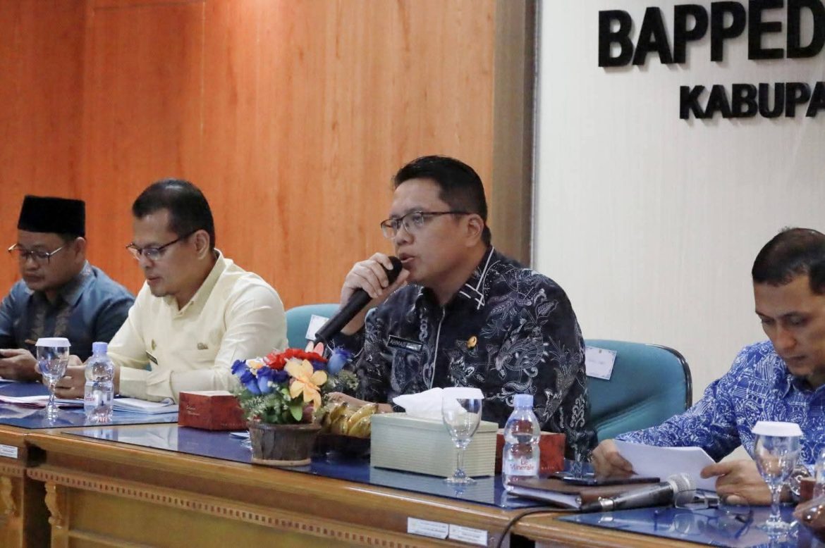 Wakil Bupati Ahmad Fadly : Angka Kemiskinan Turun Di Kabupaten Tanah Datar