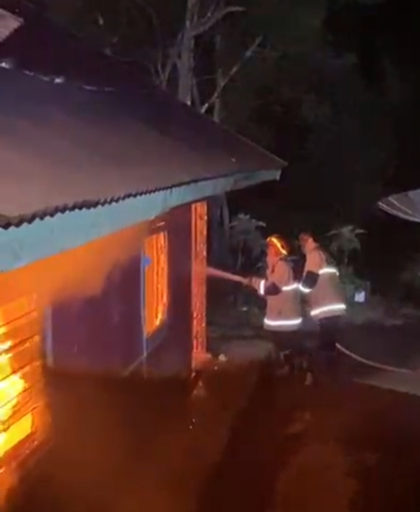 Malam Duka di Koto Tuo Kecamatan Sungai Tarab, Rumah Maizal Hangus Tak Tersisa