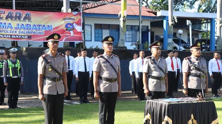 Mutasi Di Polres Tanah Datar, IPTU Wendrizal, S.H Kasat Lantas Dan Sudirman SH Sebagai Kapolsek Salimpaung