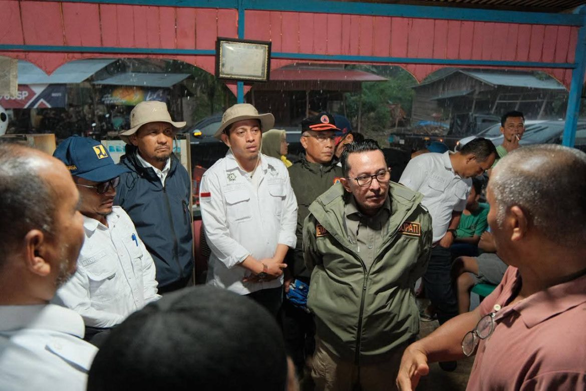 Banjir Terjang Nagari Taluak Kecamatan Lintau Buo, Akibatnya Lima Rumah Hanyut Dan Lima  Jembatan Putus