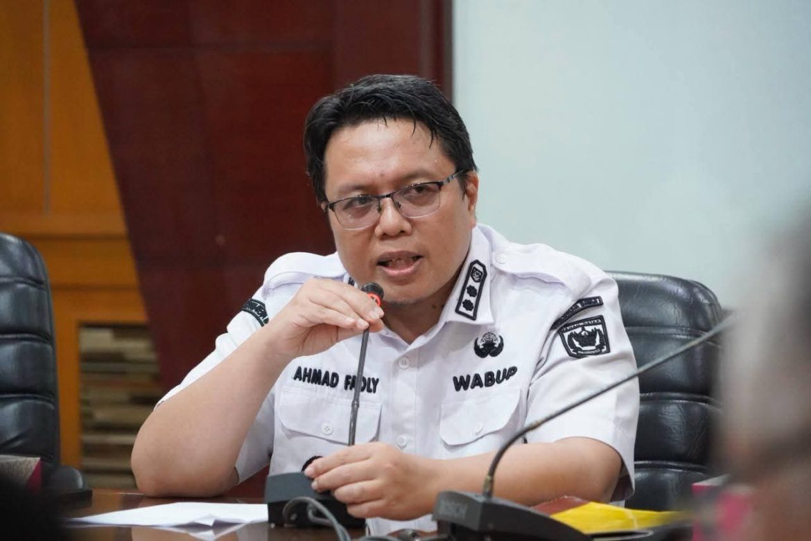 Wakil Bupati Ahmad Fadly Buka Rakor Kwarcab Tanah Datar