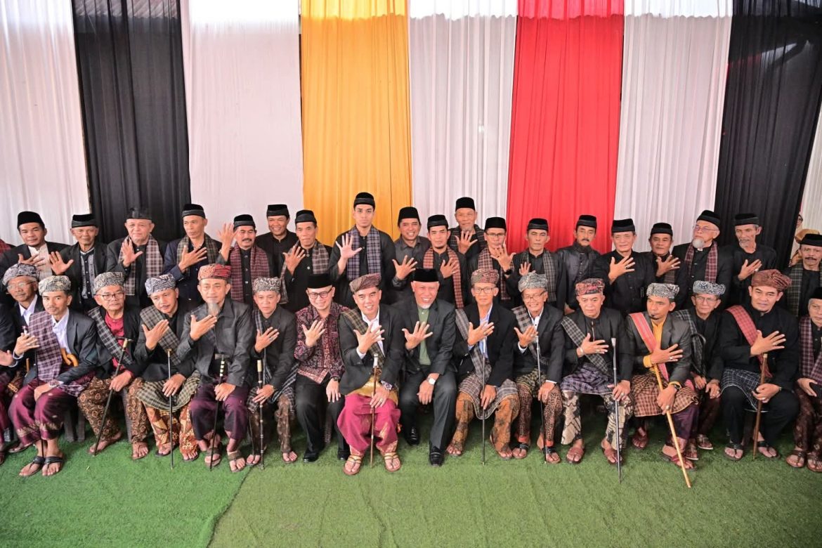 Gubernur Sumbar Hadiri  Prosesi Batagak Pangulu Zulhamdi Nova Candra IB, A.Md  Datuak Nagari Labiah di Nagari Guguak Panjang Kota Bukittinggi,