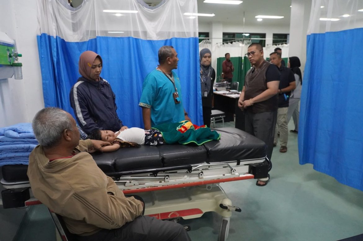 Pastikan Pelayanan Lebih Baik, Walikota Hendri Arnis Tinjau RSUD Padang Panjang  