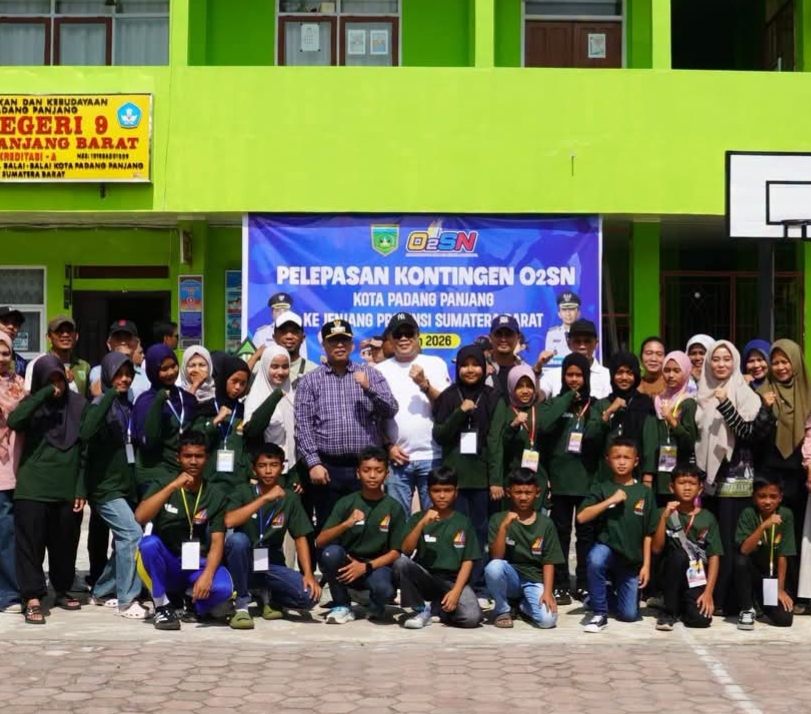 Dilepas Walikota, 20 Atlit Kota Panjang Ikuti O2SN Tingkat Sumbar