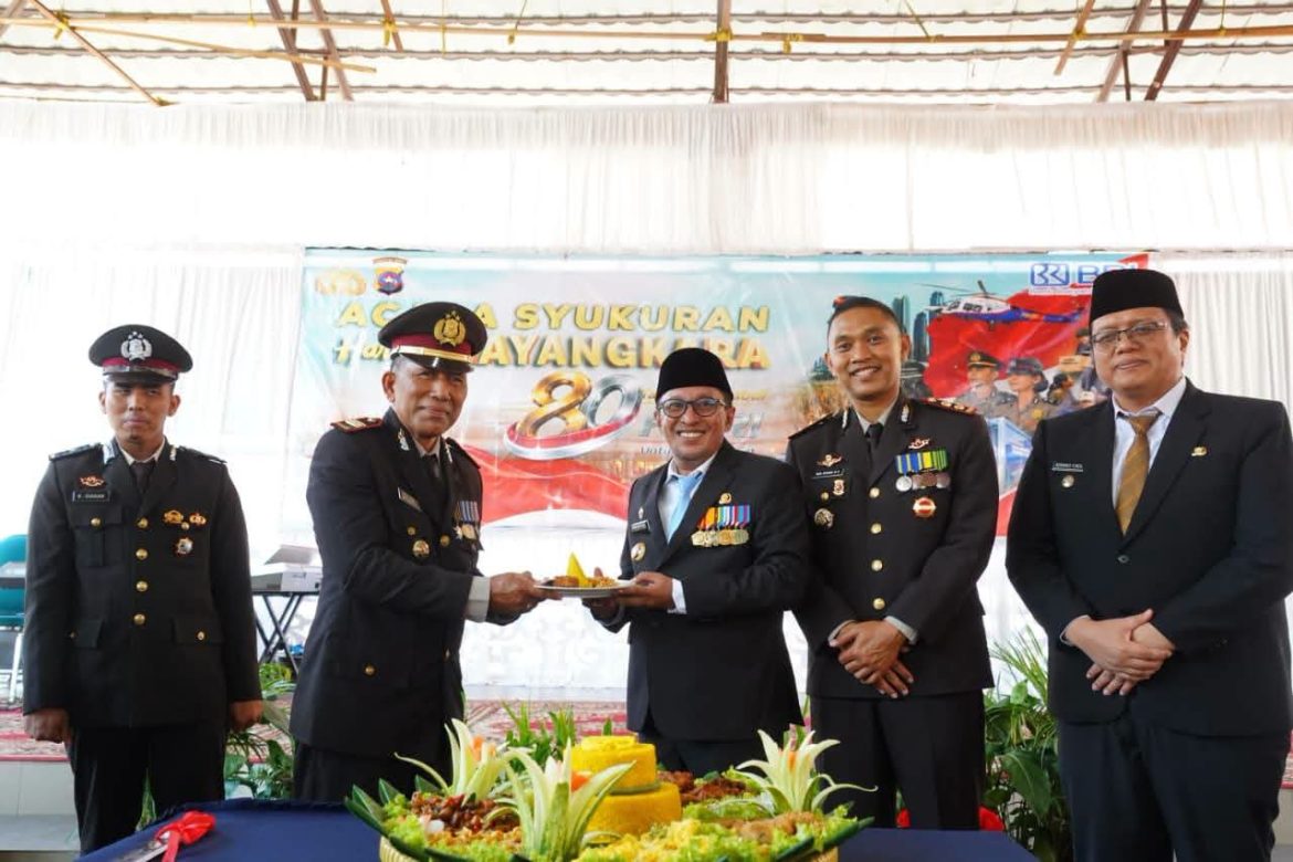 Syukuran Hari Bhayangkara ke-80  di Gazebo Indojolito, Batusangkar, Ini Harapan Bupati