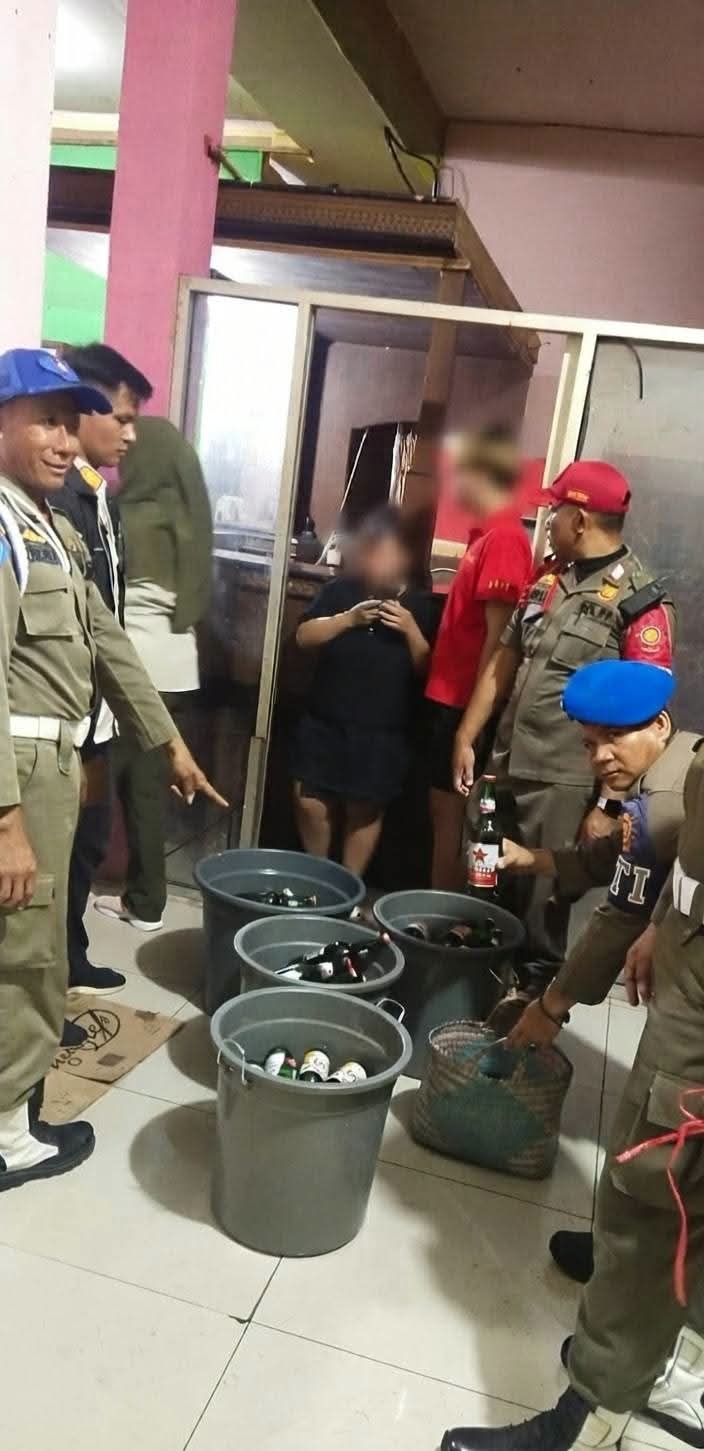 Terbukti Langgar Perda, Pemkab Pasbar Tidak  Tegas Salah Seorang Pengelola Kafe