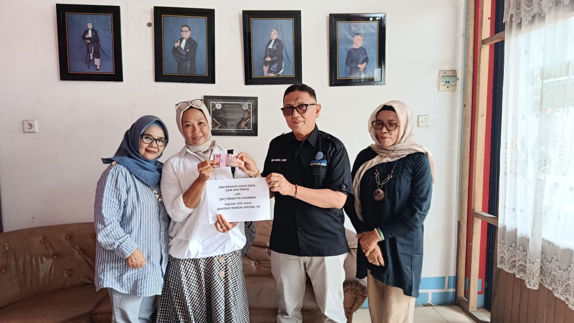 Solidaritas PERADI Untuk Advokat Payakumbuh, Keluarga Almarhum Ramon Saputra, SH Terima Santunan Rp10 Juta