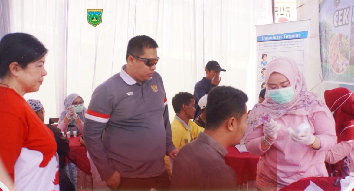 Sambut HUT RI, Pemko Gelar Cek Kesehatan Gratis di Pasar Pusat Padang Panjang