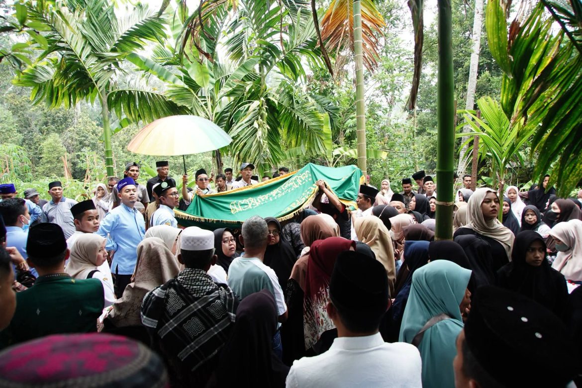 Selamat Jalan Ustadz H. Afrizon, Jejak Dakwah dan Pengabdian yang Tak Akan Hilang”