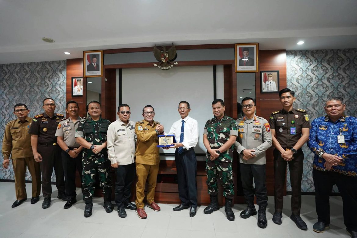 Bupati Tanah Datar Bersama Forum Koordinasi Pimpinan Daerah Melakukan Studi Komparatif Ke Kota Batam