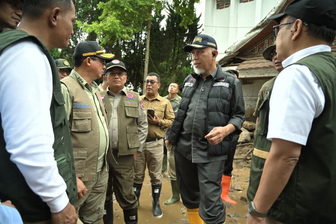 Menko PMK Tinjau Dampak Galodo Solok, Pemerintah Perkuat Penanganan dan Mitigasi