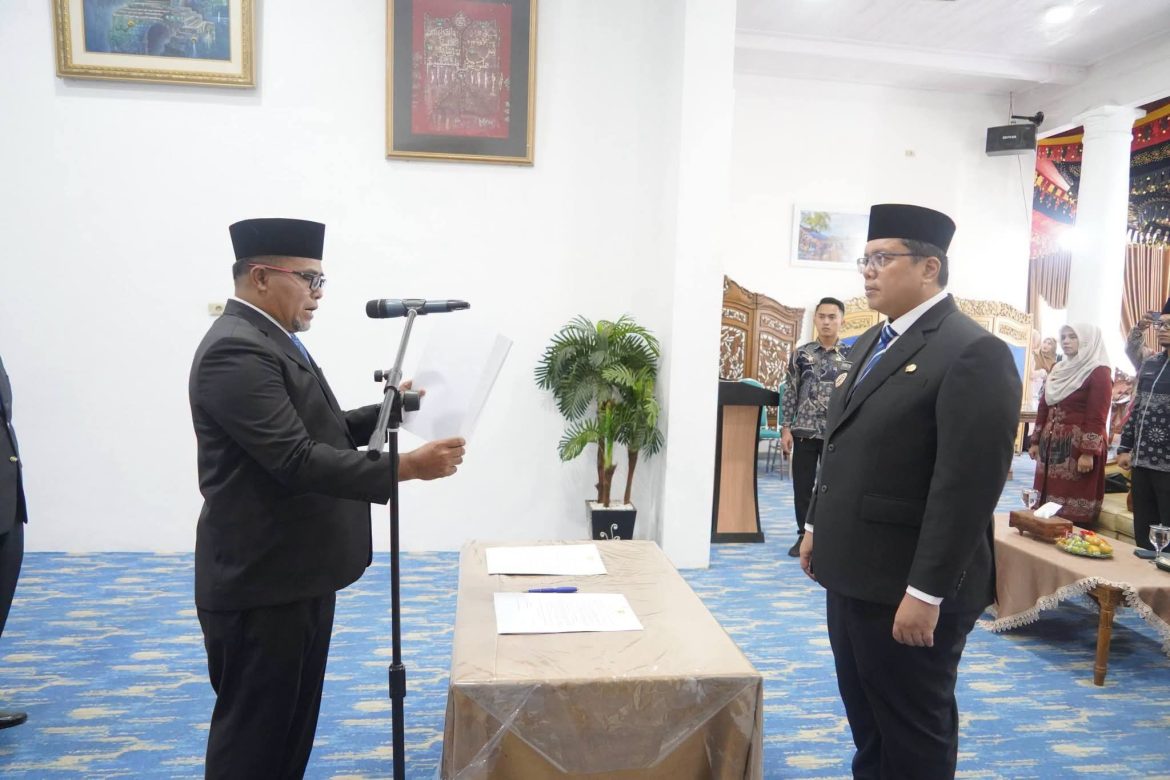 Zulhermi, S.Ag Dilantik Sebagai Kepala Bagian Kesra Setda Kabupaten Tanah Datar