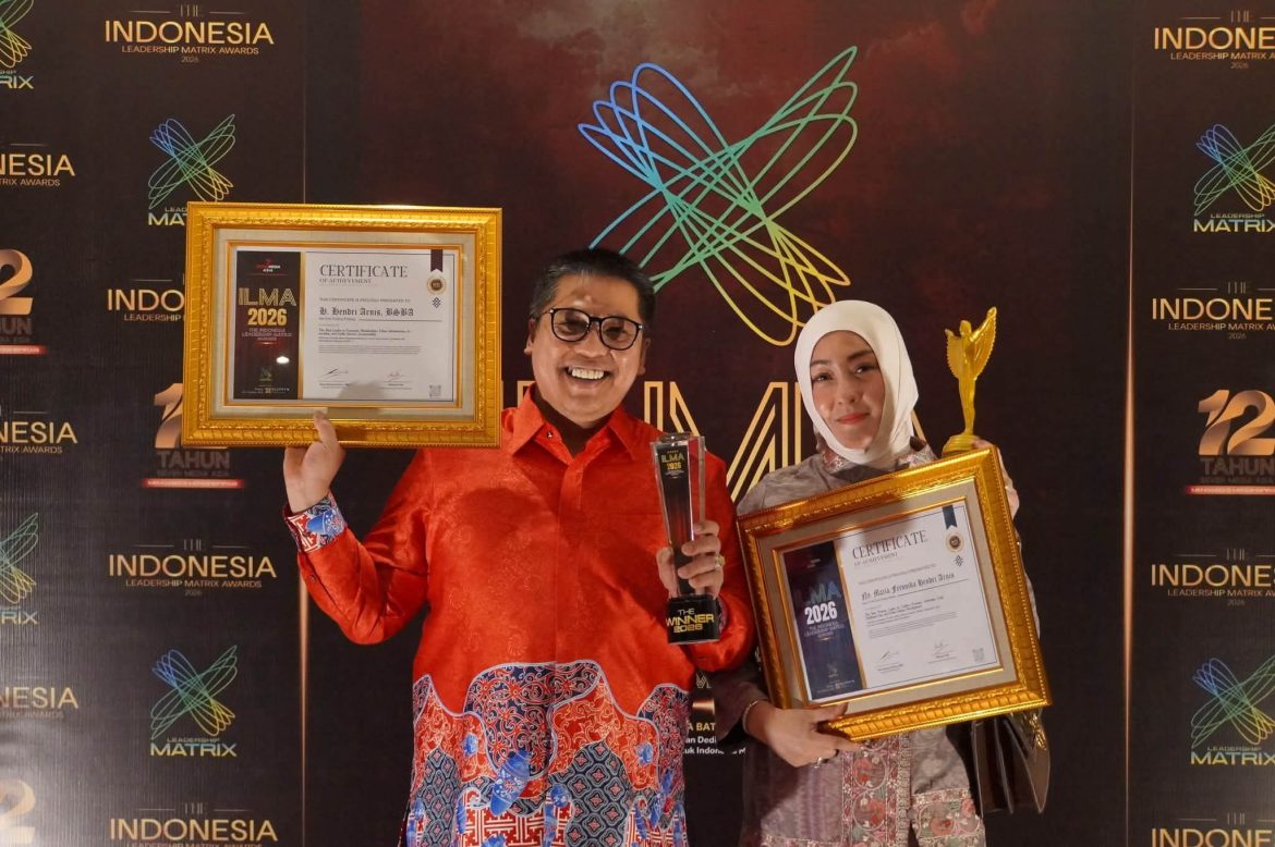 Wali Kota dan Ketua TP-PKK Padang Panjang Raih Penghargaan ILMA 2026 Di Bali