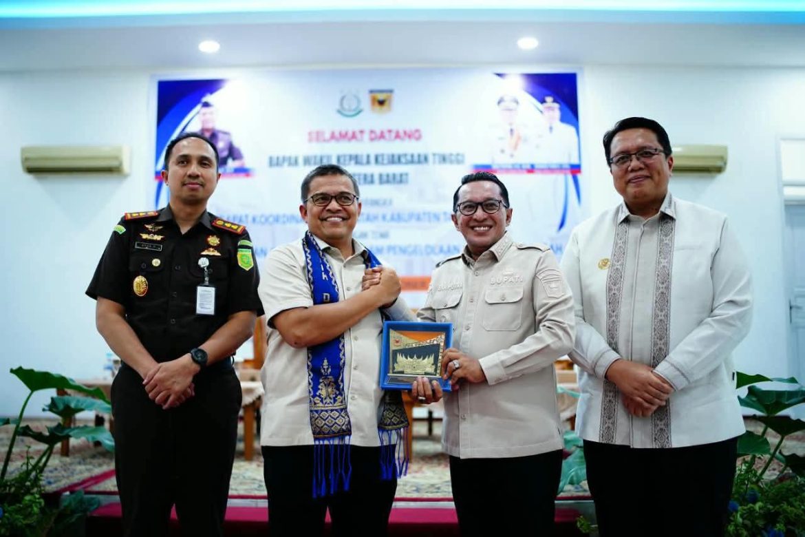 Wakil Kejaksaan Tinggi Sumbar  Ingatkan Penyalahgunaan Wewenang Akan Menghambat Kemajuan daerah