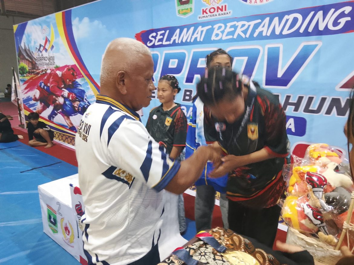 Sambo Tanah Datar Sumbang Dua Medali Emas di Porprov XVI Sumbar