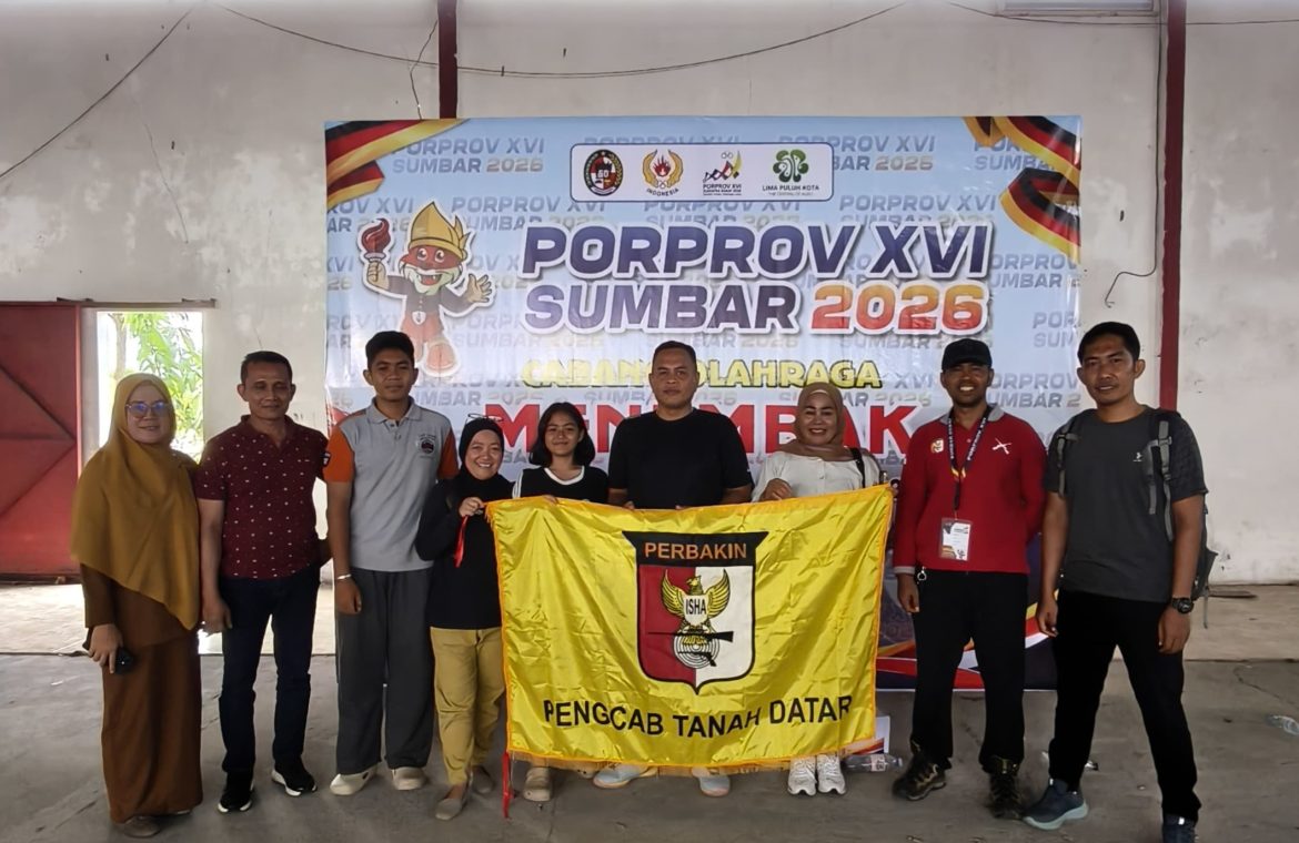 Atlet Menembak Tanah Datar Sabet Emas dan Dua Perak
